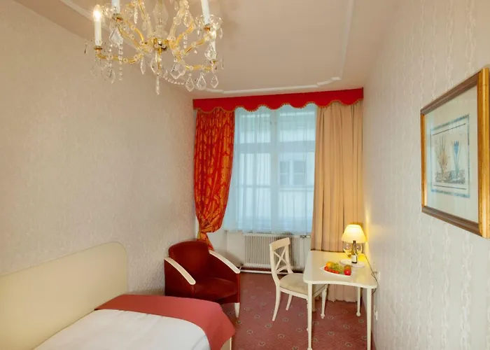 Pertschy Palais 4*
