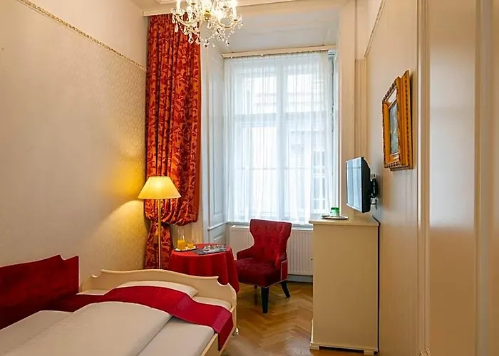 Отель Pertschy Palais 4*