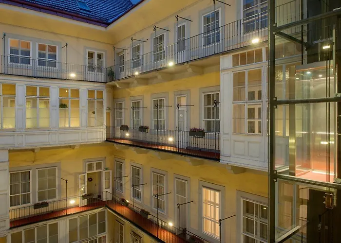 Hotel Pertschy Palais 4*
